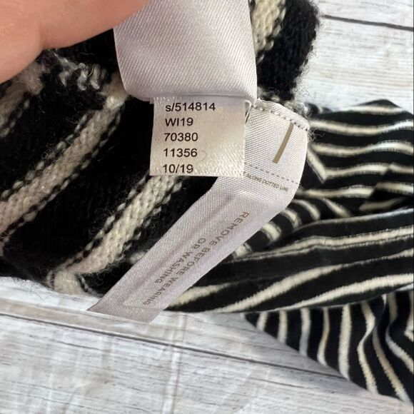 Loft Ann Taylor Black White Stripe Knot front sweater Large new with tags - Picture 9 of 10